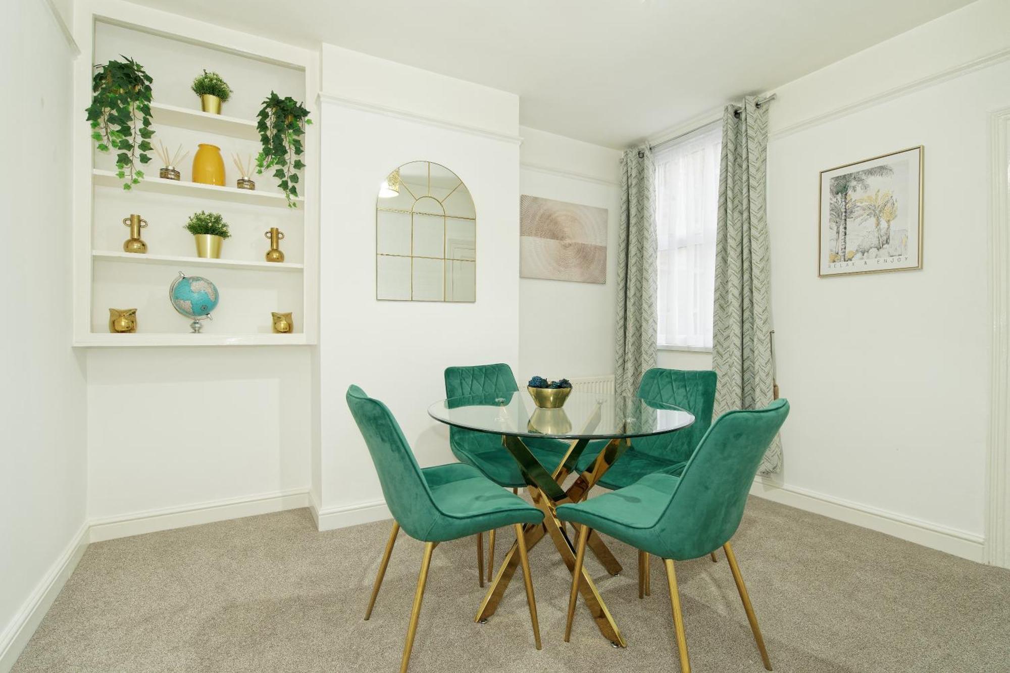 Lovely Luxury 3 Bed House Leilighet Chatham  Eksteriør bilde
