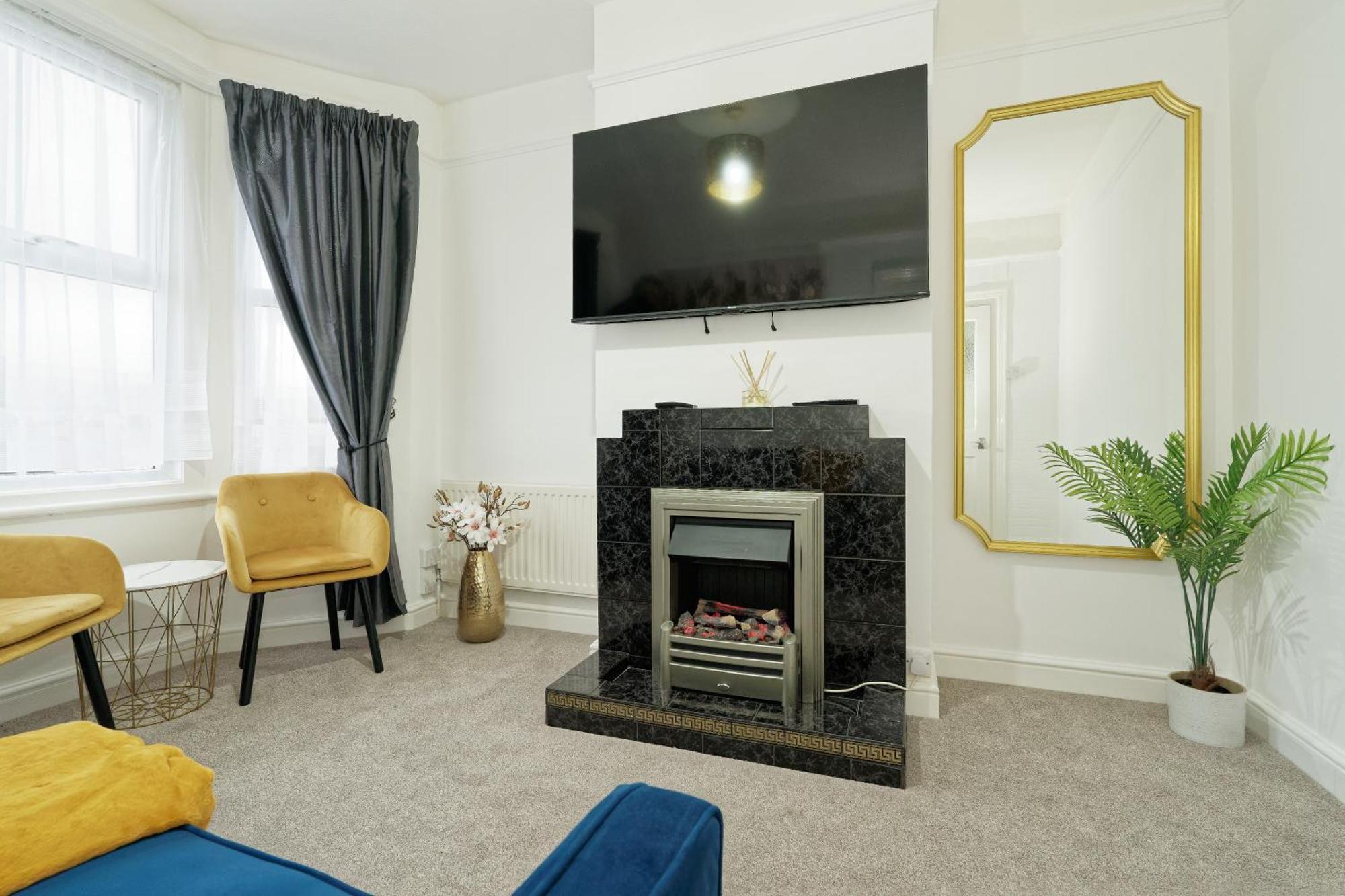 Lovely Luxury 3 Bed House Leilighet Chatham  Eksteriør bilde